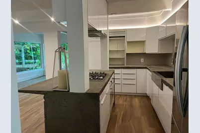 6851 SW 77th Ter, South Miami, FL 33143 - Photo 11