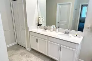 1171 Challenge Dr, Davenport, FL 33896 - Photo 11