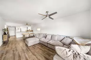 100 Edgewater Dr, Coral Gables, FL 33133 - Photo 5
