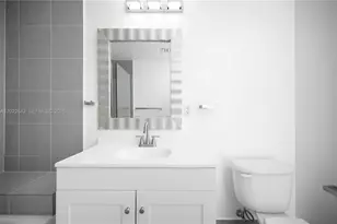 92 SW 3rd St, Miami, FL 33130 - Photo 35