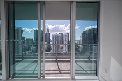 92 SW 3rd St #3411, Miami, FL 33130 - Photo 15