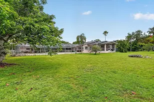 11651 SW 64th Ave, Pinecrest, FL 33156 - Photo 13