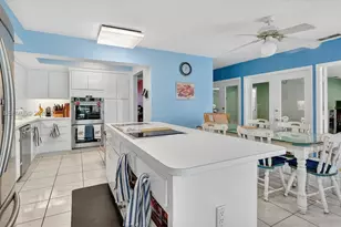 11651 SW 64th Ave, Pinecrest, FL 33156 - Photo 7