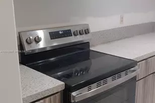 5420 NW 11th St, Plantation, FL 33313 - Photo 1