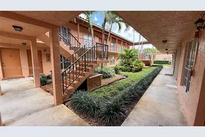 7220 Fairway Dr #G4, Miami Lakes, FL 33014 - Photo 9