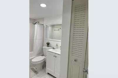 2100 Sans Souci Blvd #B811, North Miami, FL 33181 - Photo 17