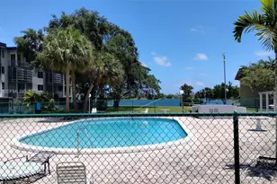 447 NE 195th St, Miami, FL 33179 - Photo 15