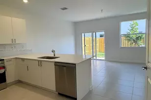 2893 SE 25th Rd, Homestead, FL 33035 - Photo 9