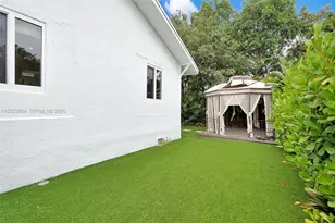 19 NE 48th St, Miami, FL 33137 - Photo 19