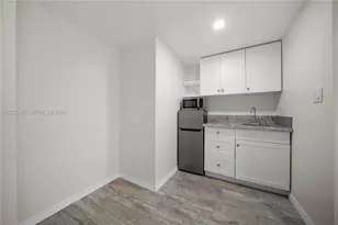 1041 NE 9th Ave, Fort Lauderdale, FL 33304 - Photo 7