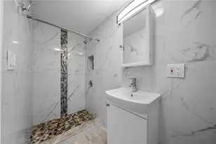 1041 NE 9th Ave, Fort Lauderdale, FL 33304 - Photo 11