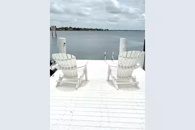 8300 Hawthorne Ave, Miami Beach, FL 33141 - Photo 7