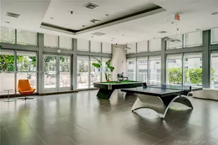 1111 SW 1st Ave, Miami, FL 33130 - Photo 15