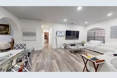 357 W 44th St, Hialeah, FL 33012 - Photo 13