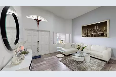 357 W 44th St, Hialeah, FL 33012 - Photo 3