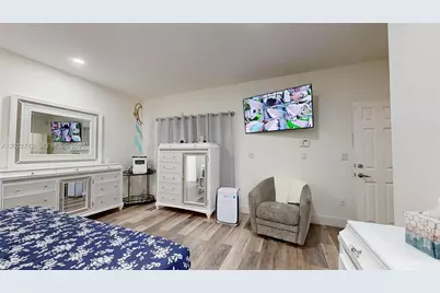 357 W 44th St, Hialeah, FL 33012 - Photo 25