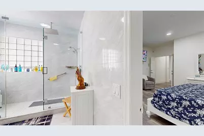 357 W 44th St, Hialeah, FL 33012 - Photo 27