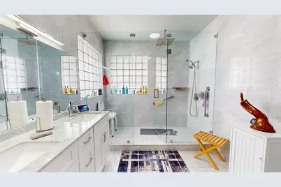 357 W 44th St, Hialeah, FL 33012 - Photo 29