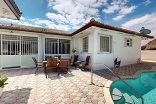 357 W 44th St, Hialeah, FL 33012 - Photo 65