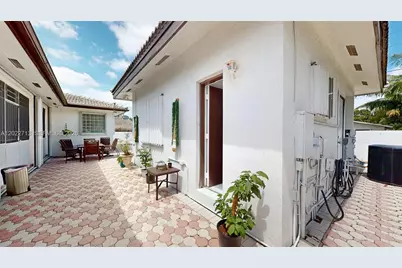 357 W 44th St, Hialeah, FL 33012 - Photo 79