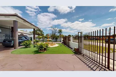 357 W 44th St, Hialeah, FL 33012 - Photo 3