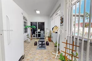 357 W 44th St, Hialeah, FL 33012 - Photo 53