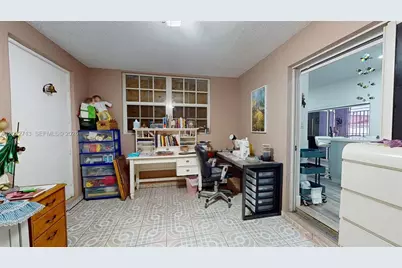357 W 44th St, Hialeah, FL 33012 - Photo 55