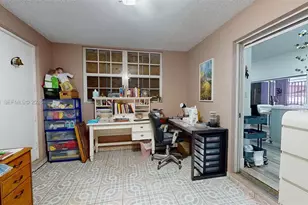 357 W 44th St, Hialeah, FL 33012 - Photo 55