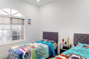 357 W 44th St, Hialeah, FL 33012 - Photo 49