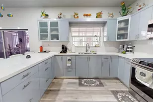 357 W 44th St, Hialeah, FL 33012 - Photo 21