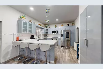 357 W 44th St, Hialeah, FL 33012 - Photo 25