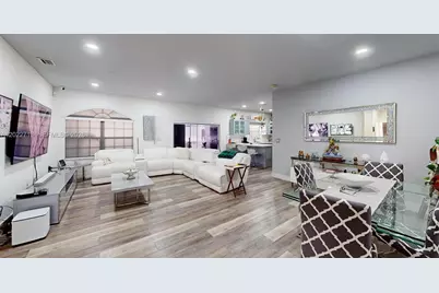 357 W 44th St, Hialeah, FL 33012 - Photo 9