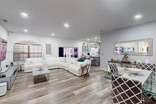 357 W 44th St, Hialeah, FL 33012 - Photo 9