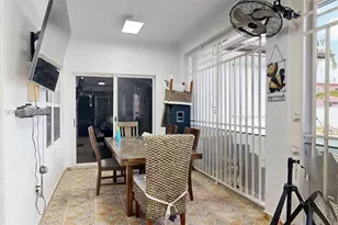 357 W 44th St, Hialeah, FL 33012 - Photo 61