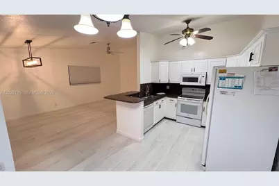 10669 Boca Entrada Blvd, Palm Beach, FL 33428 - Photo 9