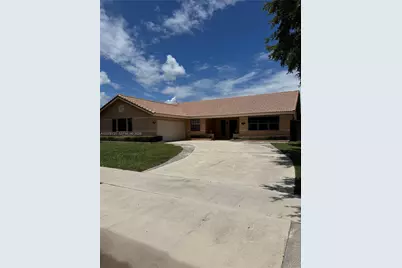 6950 W Wedgewood Ave, Davie, FL 33331 - Photo 1
