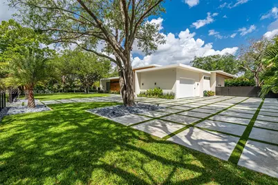 7825 SW 128th St, Pinecrest, FL 33156 - Photo 3