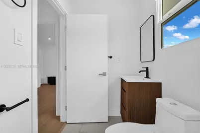 21 NE 48th St #2, Miami, FL 33137 - Photo 13