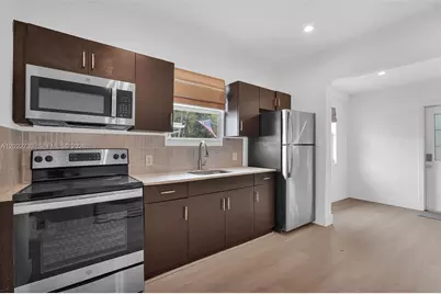 21 NE 48th St #2, Miami, FL 33137 - Photo 3