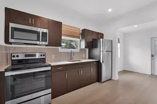 21 NE 48th St, Miami, FL 33137 - Photo 3
