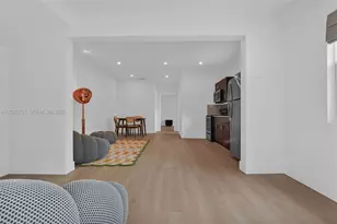 21 NE 48th St, Miami, FL 33137 - Photo 7