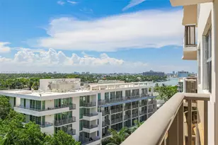 6039 Collins Ave, Miami Beach, FL 33140 - Photo 19
