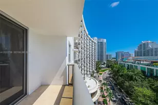 6039 Collins Ave, Miami Beach, FL 33140 - Photo 21