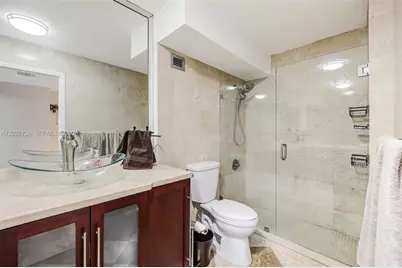 6039 Collins Ave #936, Miami Beach, FL 33140 - Photo 27
