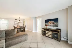 6039 Collins Ave, Miami Beach, FL 33140 - Photo 7