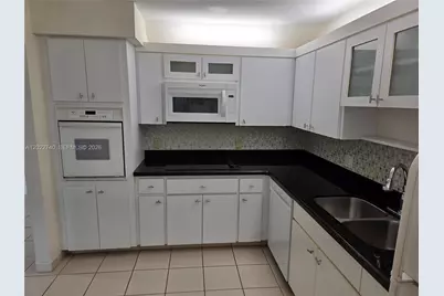413 Lakeview Dr #104, Weston, FL 33326 - Photo 23