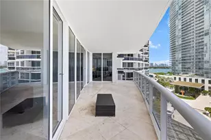 400 Alton Rd, Miami Beach, FL 33139 - Photo 11