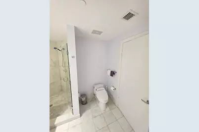 1060 Brickell Ave #2201, Miami, FL 33131 - Photo 27