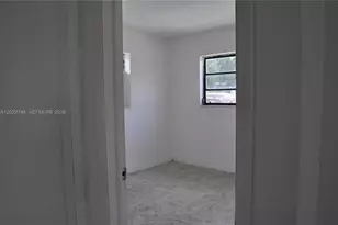 2395 NW 82nd St, Miami, FL 33147 - Photo 11