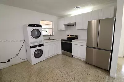 951 SW 7th St #5, Miami, FL 33130 - Photo 17